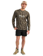 Huk Men's Oak Bottomland Mossy Oak Pursuit Performance Crew H1200610-922