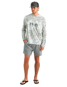 Huk Men's Mossy Oak Seagrass Pursuit Performance Hoodie H1200611-383