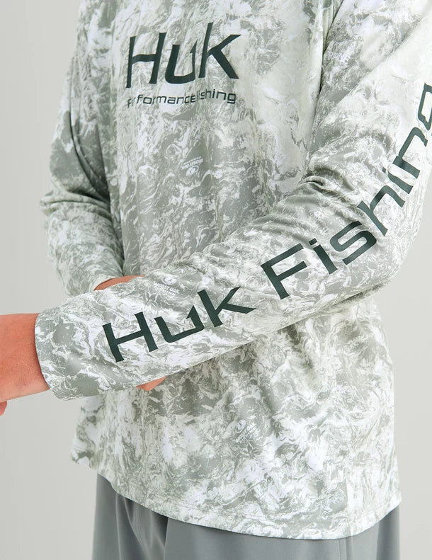 Huk Men's Mossy Oak Seagrass Pursuit Performance Hoodie H1200611-383