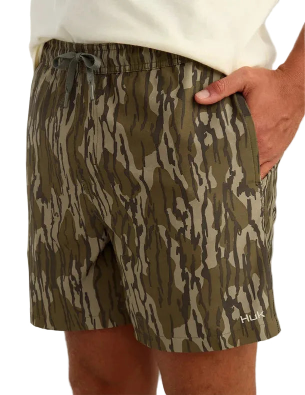 Huk Men's Mossy Oak Pursuit Volley Swim Shorts H2000284-922