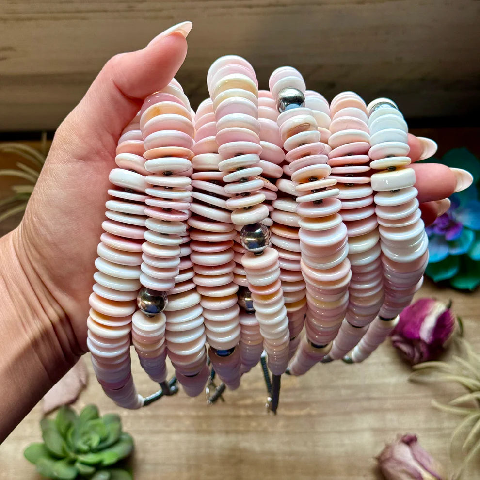 Bijoux Fab Pink Conch & Black Hematite Necklace - 23.5" NEC-SHE-053-PIN