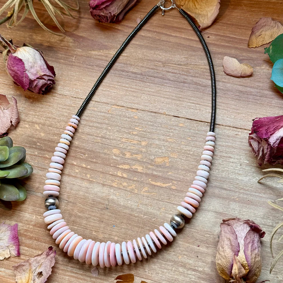 Bijoux Fab Pink Conch & Black Hematite Necklace - 23.5" NEC-SHE-053-PIN