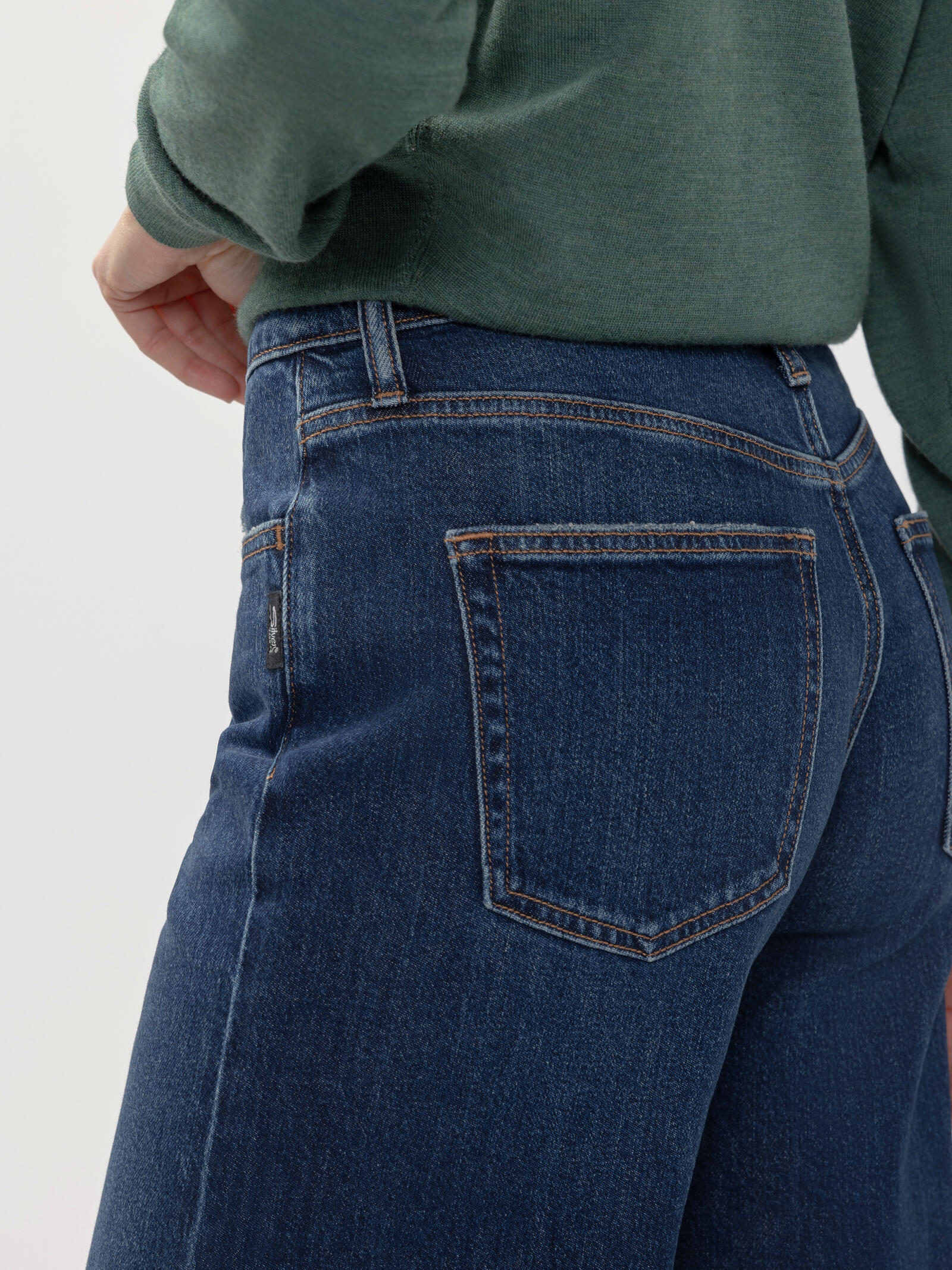 Silver Jeans Jackie Wide Leg Jeans L84933ADM356