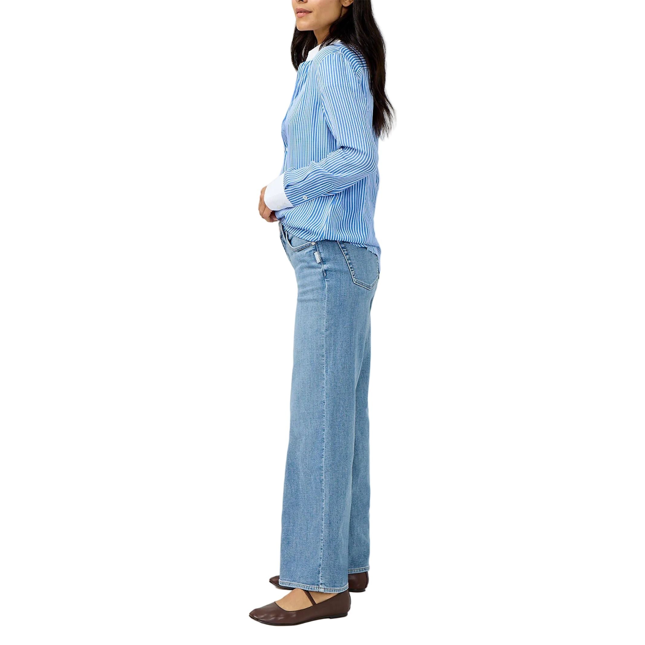 Women's Silver Suki Mid Rise Wide Leg Knit Flex Jeans L93905CKF295-ABBEY