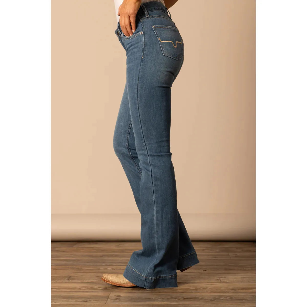 Women's Kimes Ranch Lola Mid Rise Flare Leg Trouser Jean LOLA-SOHO - Crazy House Western Wear