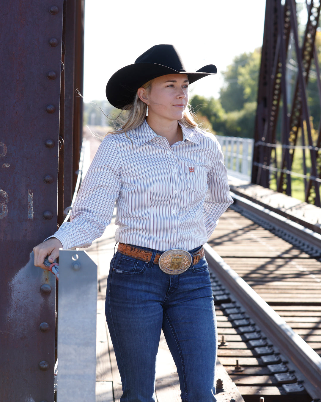 Cinch Women's Multi-Colored Long Sleeve Button Up Shirt MSW9164277