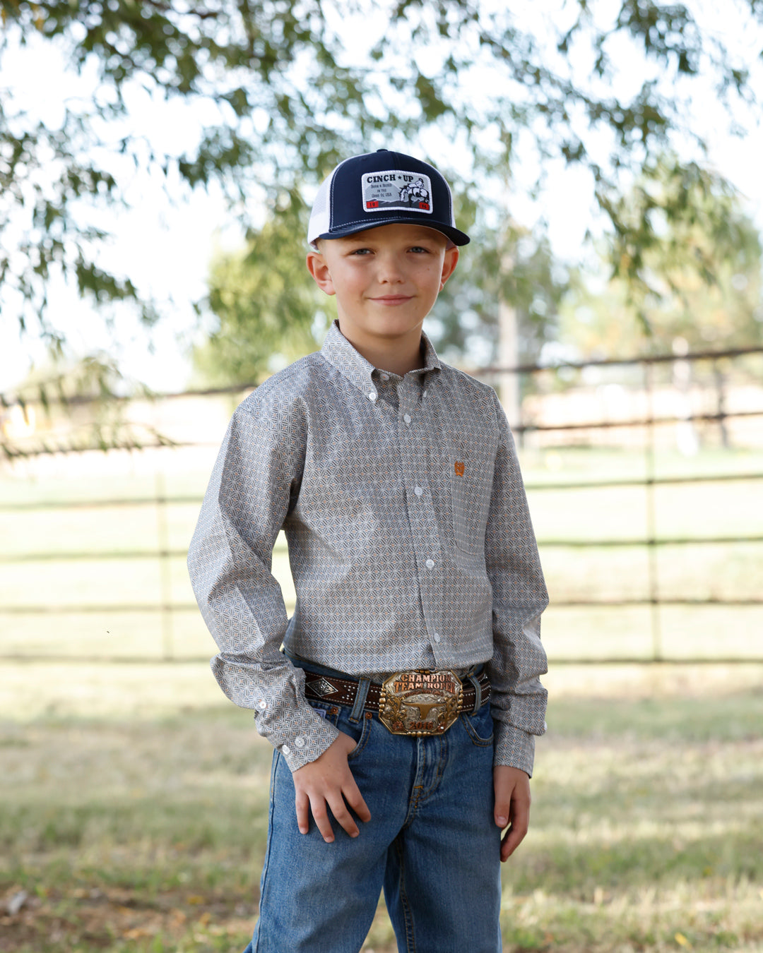 Cinch Boy's White Geo Print Long Sleeve Button Down Shirt MTW7060423