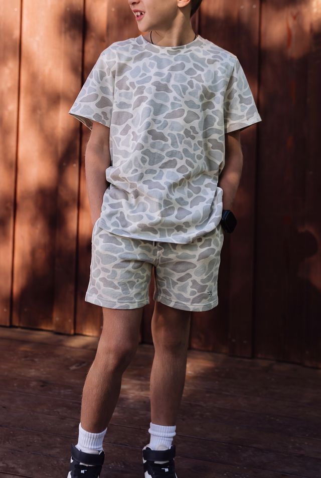 Burlebo Boy's Classic Deer Camo Vintage Washed Shorts Y-VWSTS-CDC