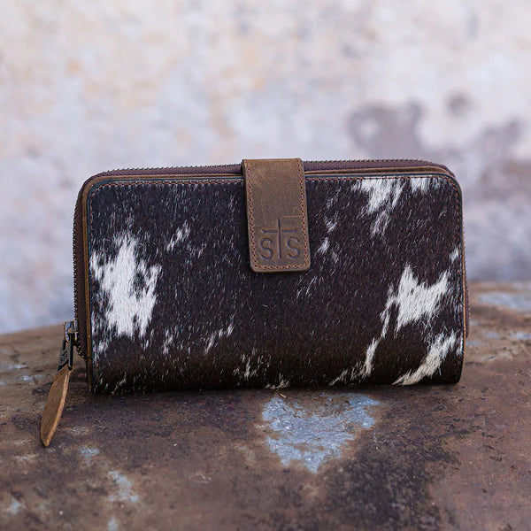 STS Ranchwear Cowhide Chelsea Wallet STS60377