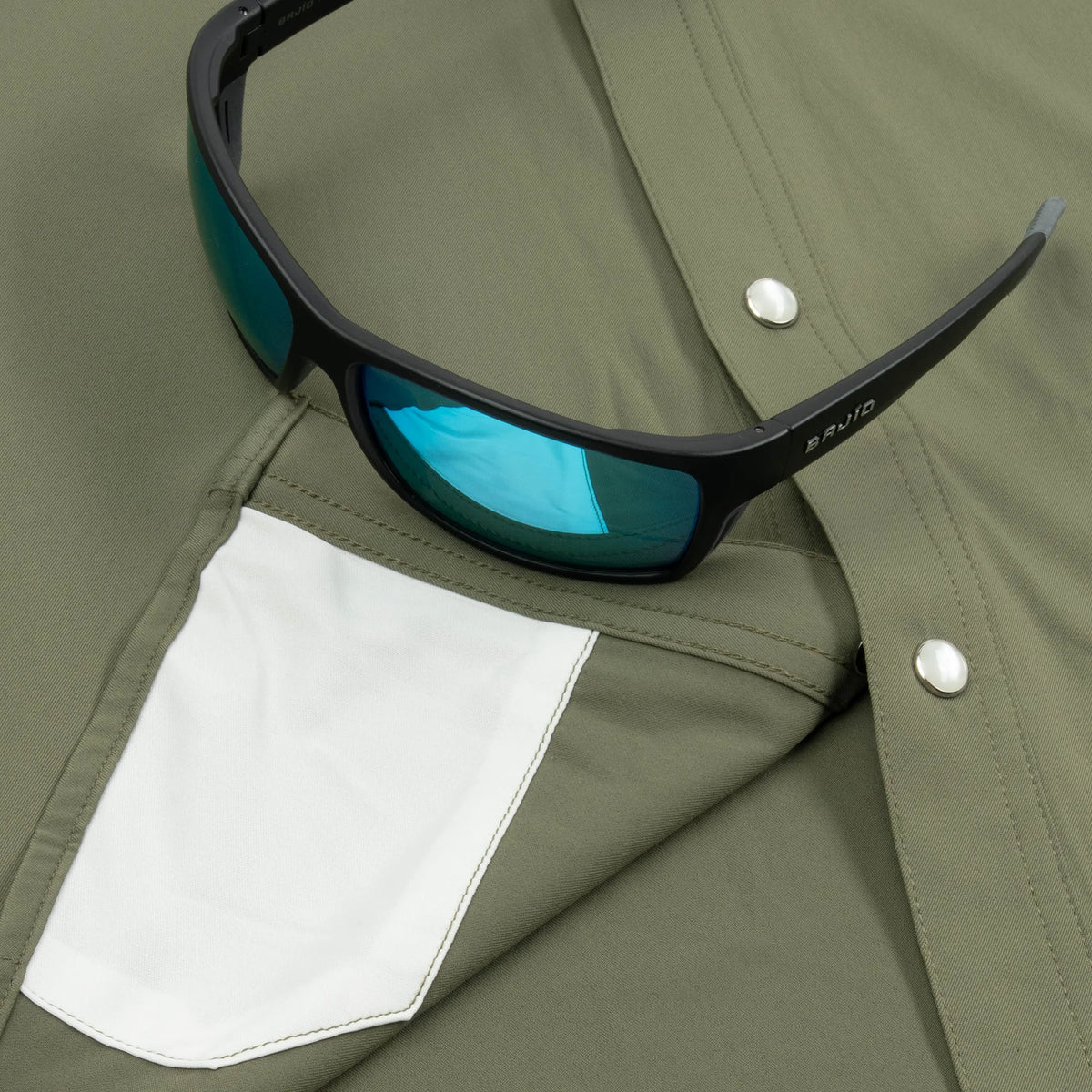 Poncho Men's Short Sleeve The Sabine Moss Green Snap Shirt