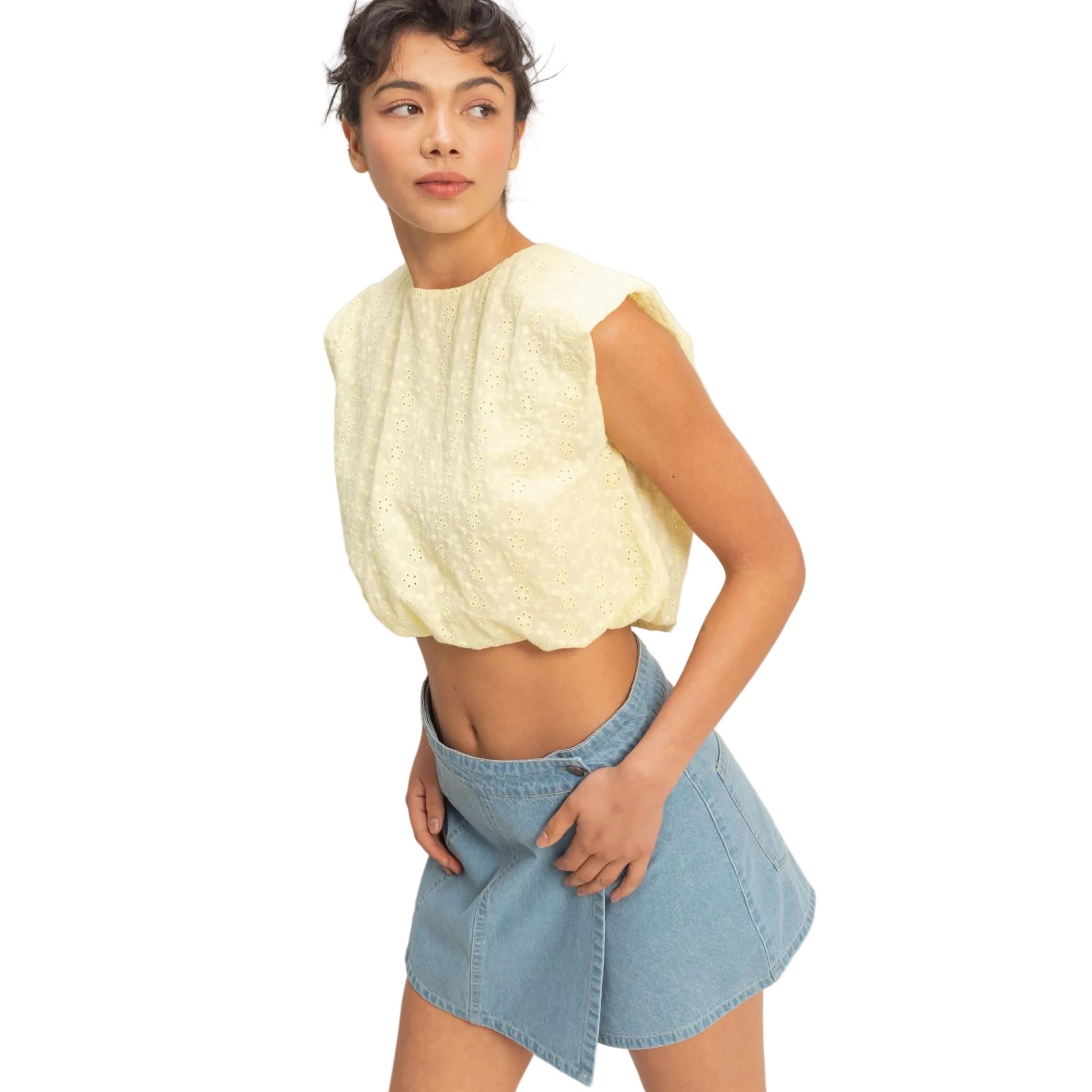 Women's Yellow Bubble Hem Cotton Eyelet Sleeveless Top DZ26C114