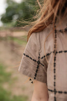 Women's TwoFly "A Bit of Details" Short Sleeve Button Up 