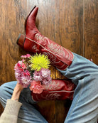 Tecovas Women's Scarlet Cowhide The Annie Snip Toe Boot W20007SCR