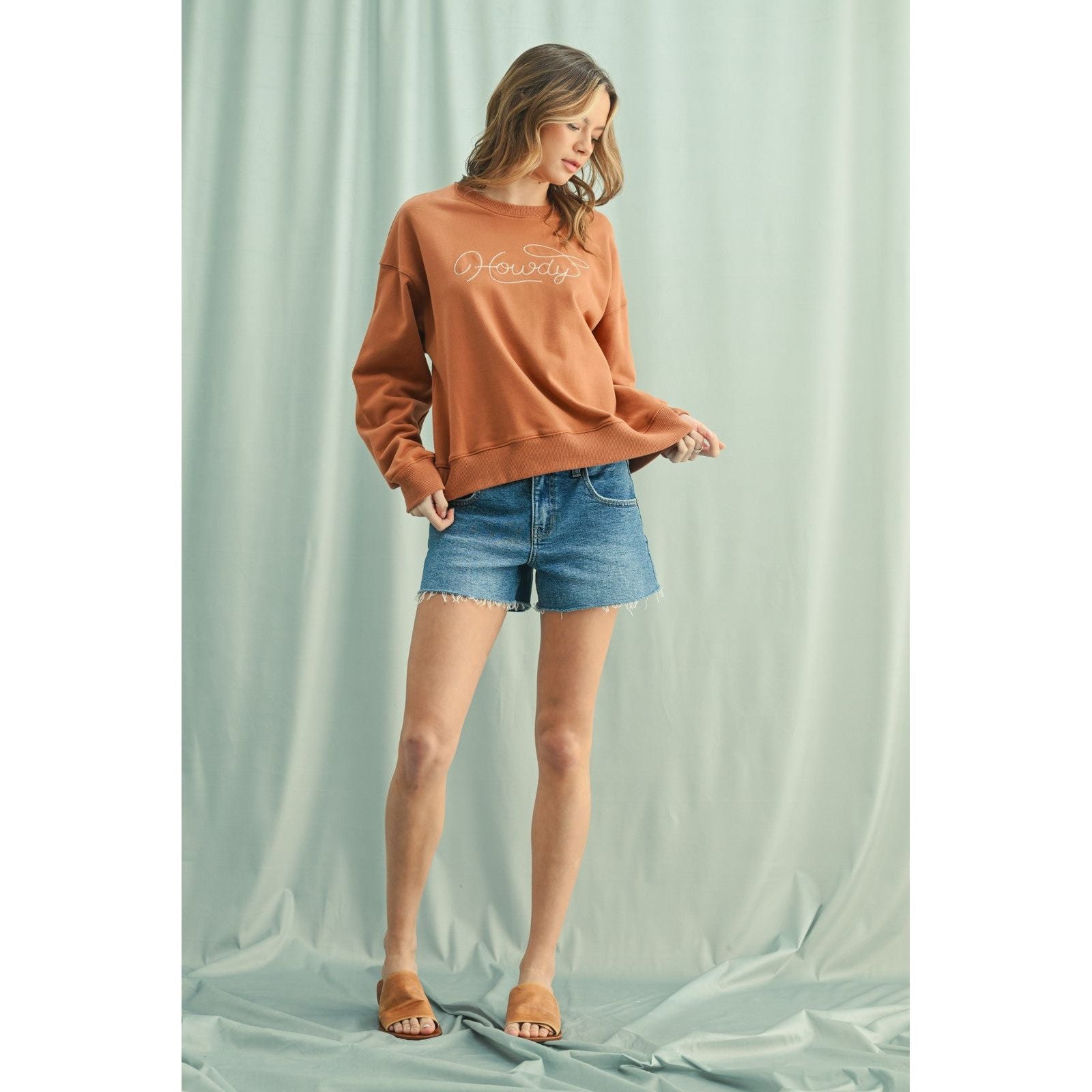 Women's 'howdy' Knit Sweatshirt WL25-10925 - Crazy House Western Wear