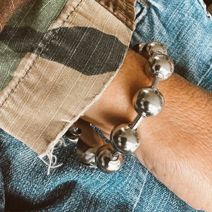 Women's Extra Large Bead Chain Bracelet 