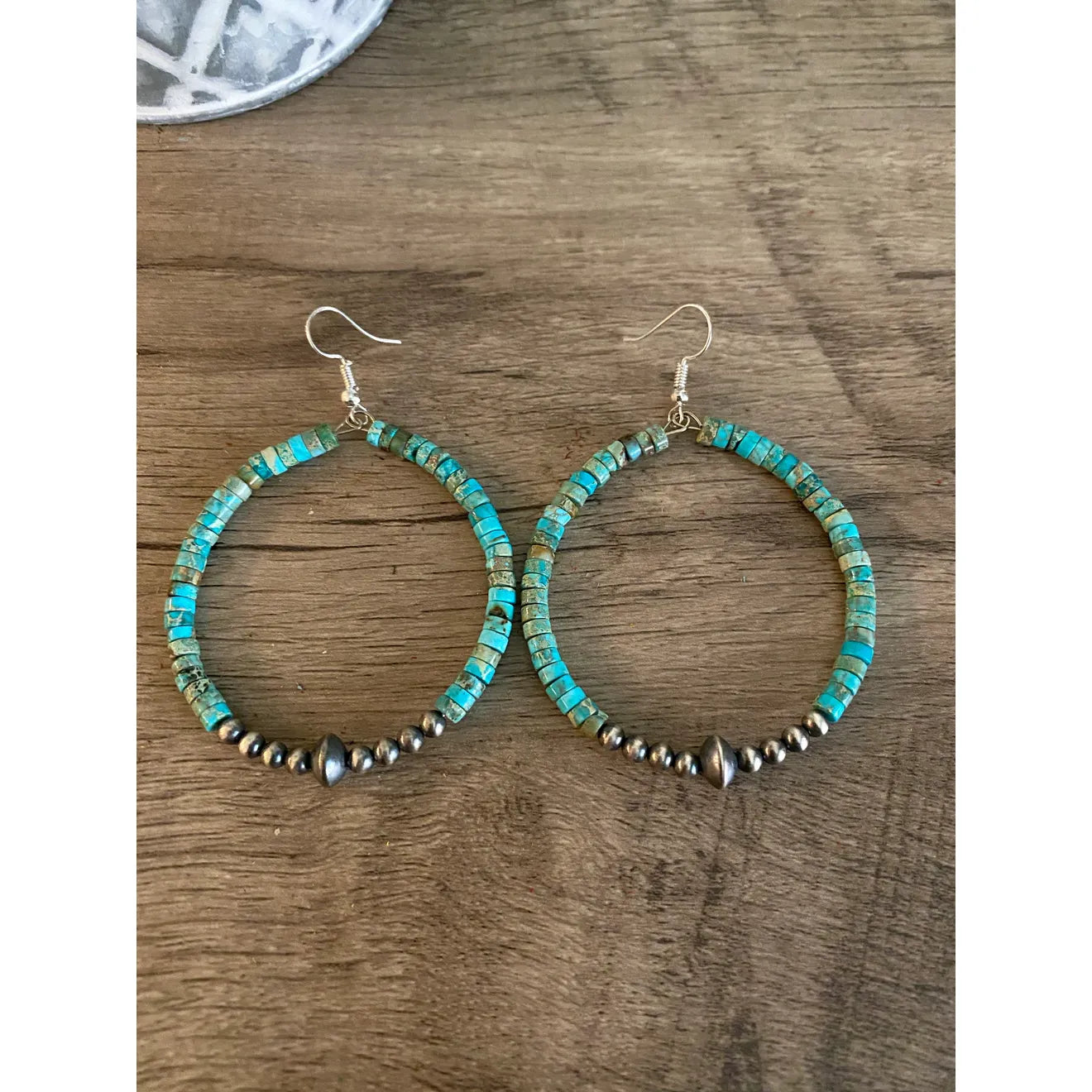 Bijoux Fab Hoop Earrings with Sterling Silver Pearls EAR-HOO-146-NAV