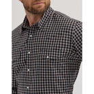 Men's Wrangler® Wrinkle Resist Long Sleeve Shirt - Classic Fit 112355370 - Crazy House Western Wear