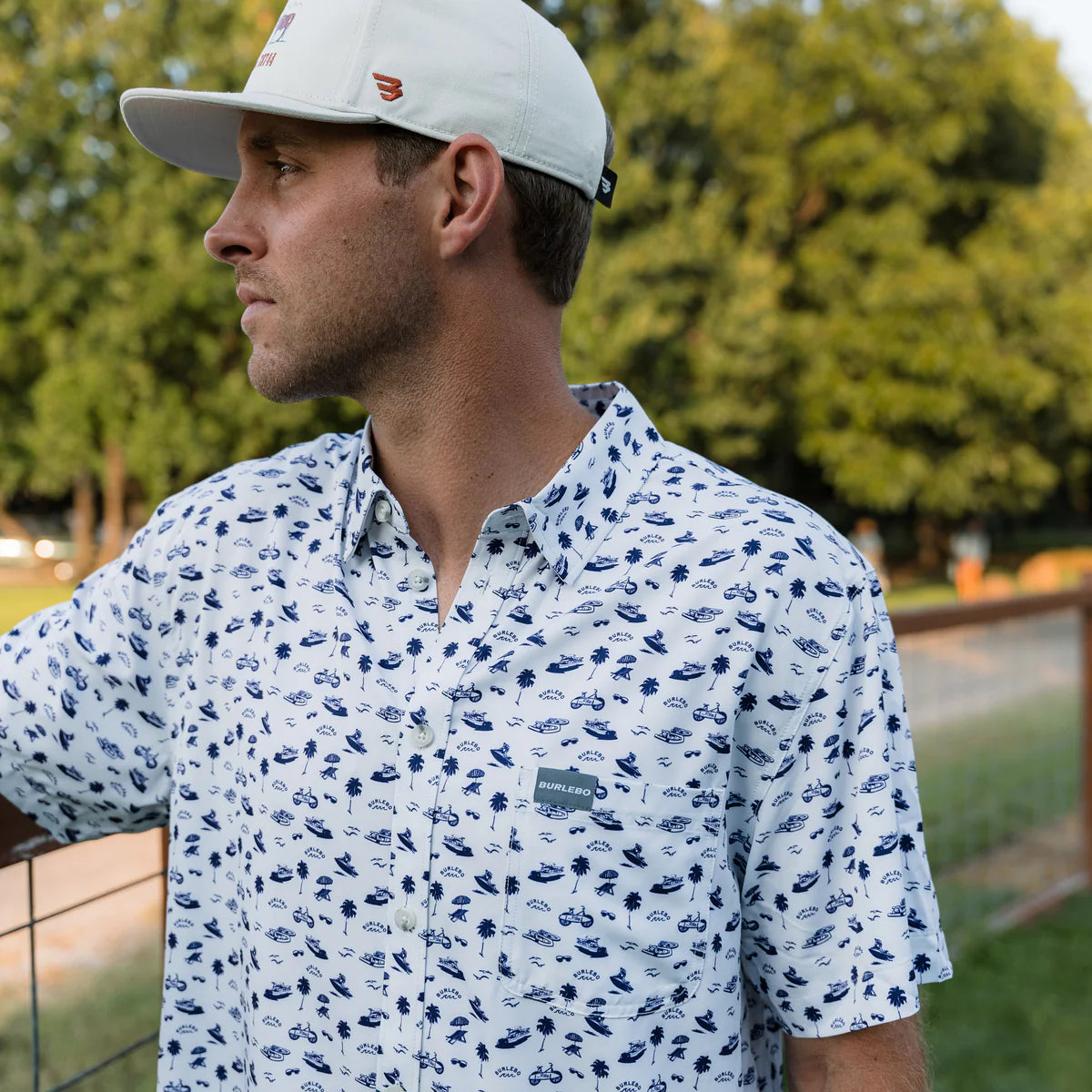 Men's Burlebo Cream/Navy On The Water Performance Button Up PBU-OTW-CN