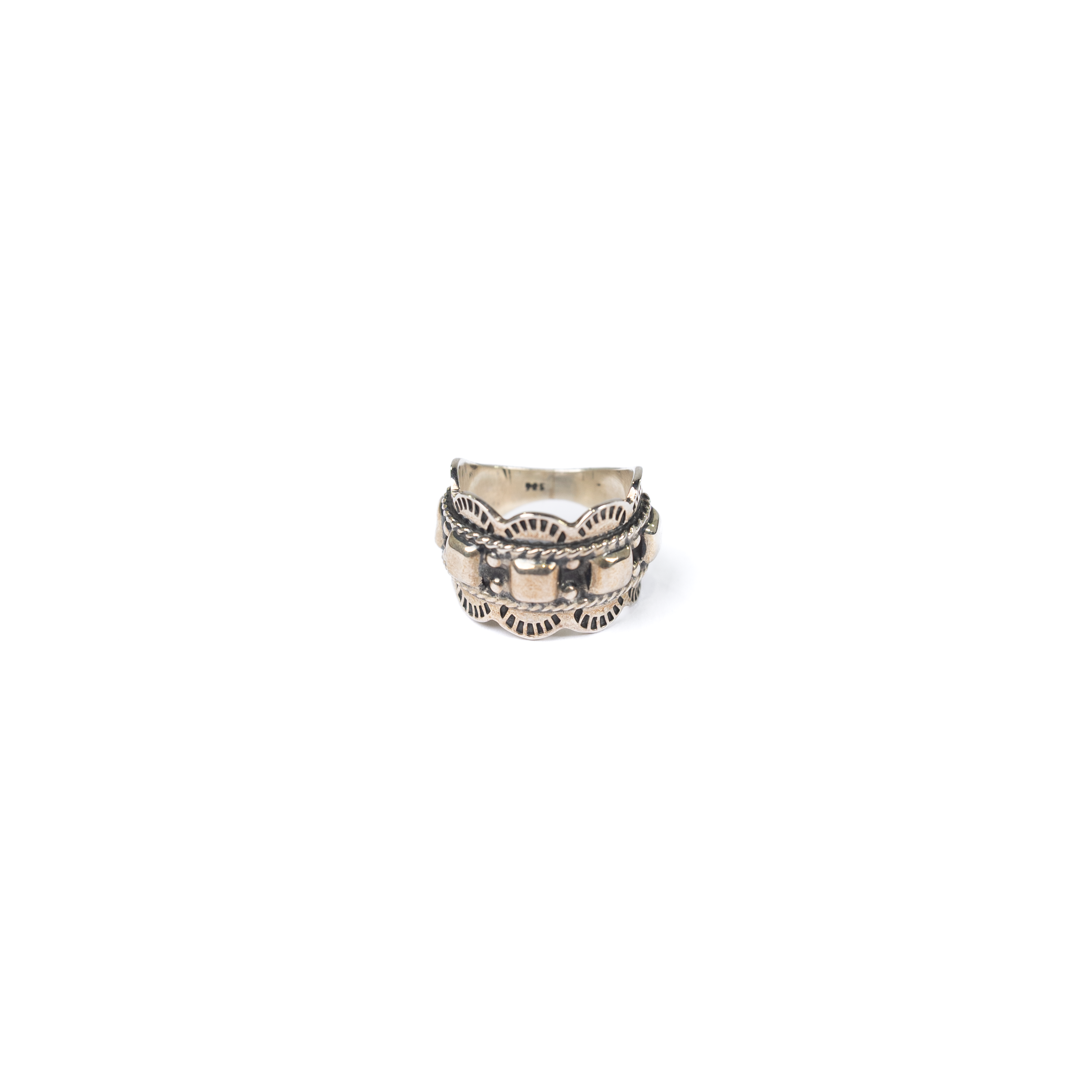 Women's Rhoda Handmade Silver Square Scalloped Ring