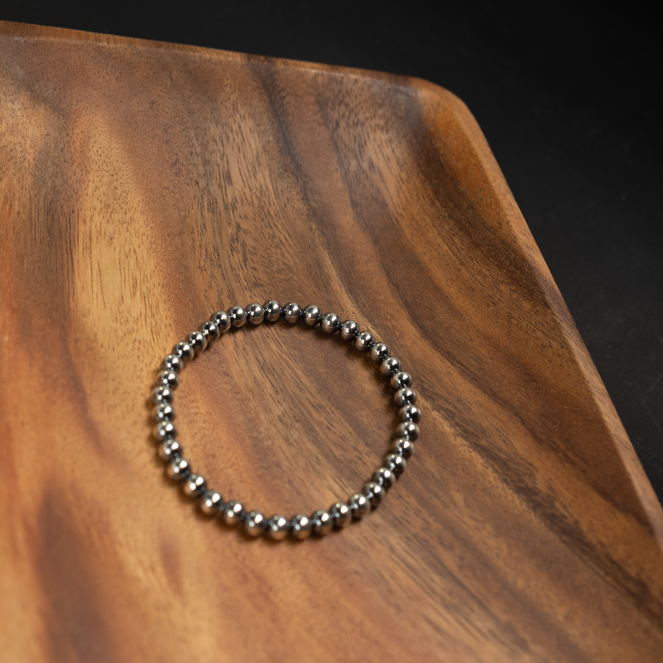 Women's Silver Handmade 5MM Navajo Pearl Bracelet